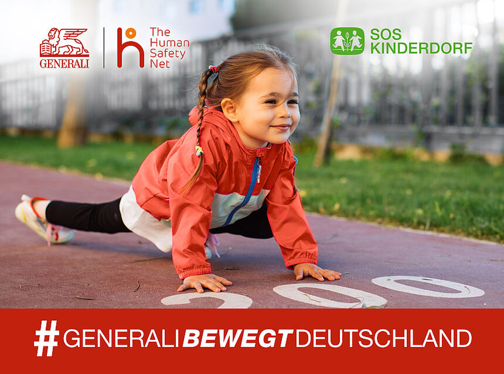 The Human Safety Net - #generalibewegtdeutschland - SOS-Kinderdorf e.V.: little girl starts running © SCC Events