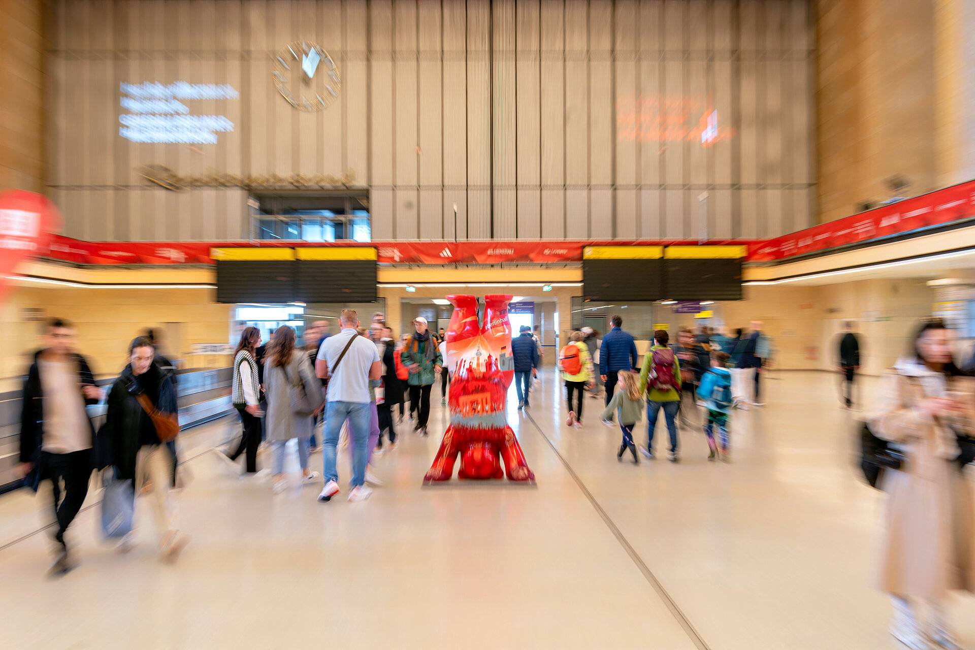 GENERALI BERLINER HALBMARATHON EXPO: Besuchende der Sports Community Convention @ SCC EVENTS / Christian Lietzmann 