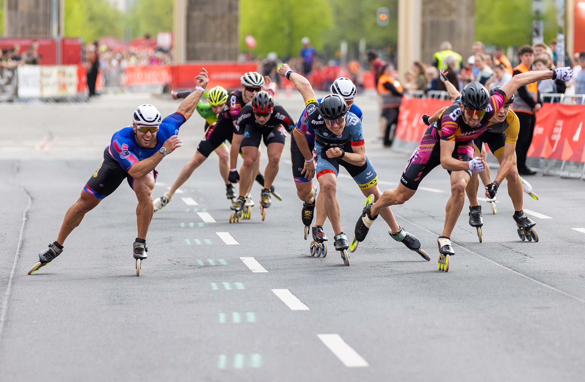 GENERALI BERLIN HALF MARATHON: Elite skaters on the home stretch © SCC EVENTS / Jean Marc Wiesner